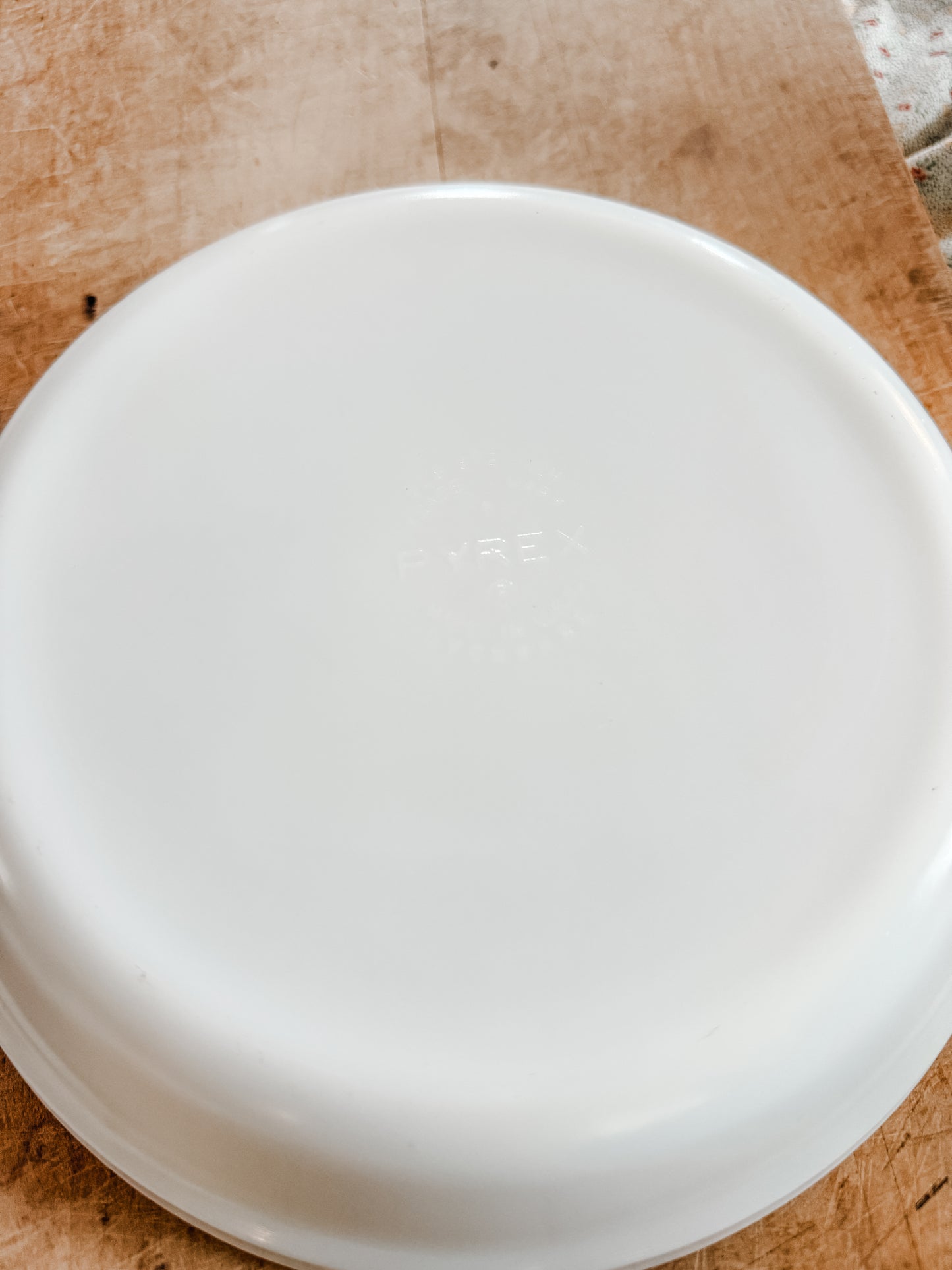 Pyrex Milkglass Pie Plate