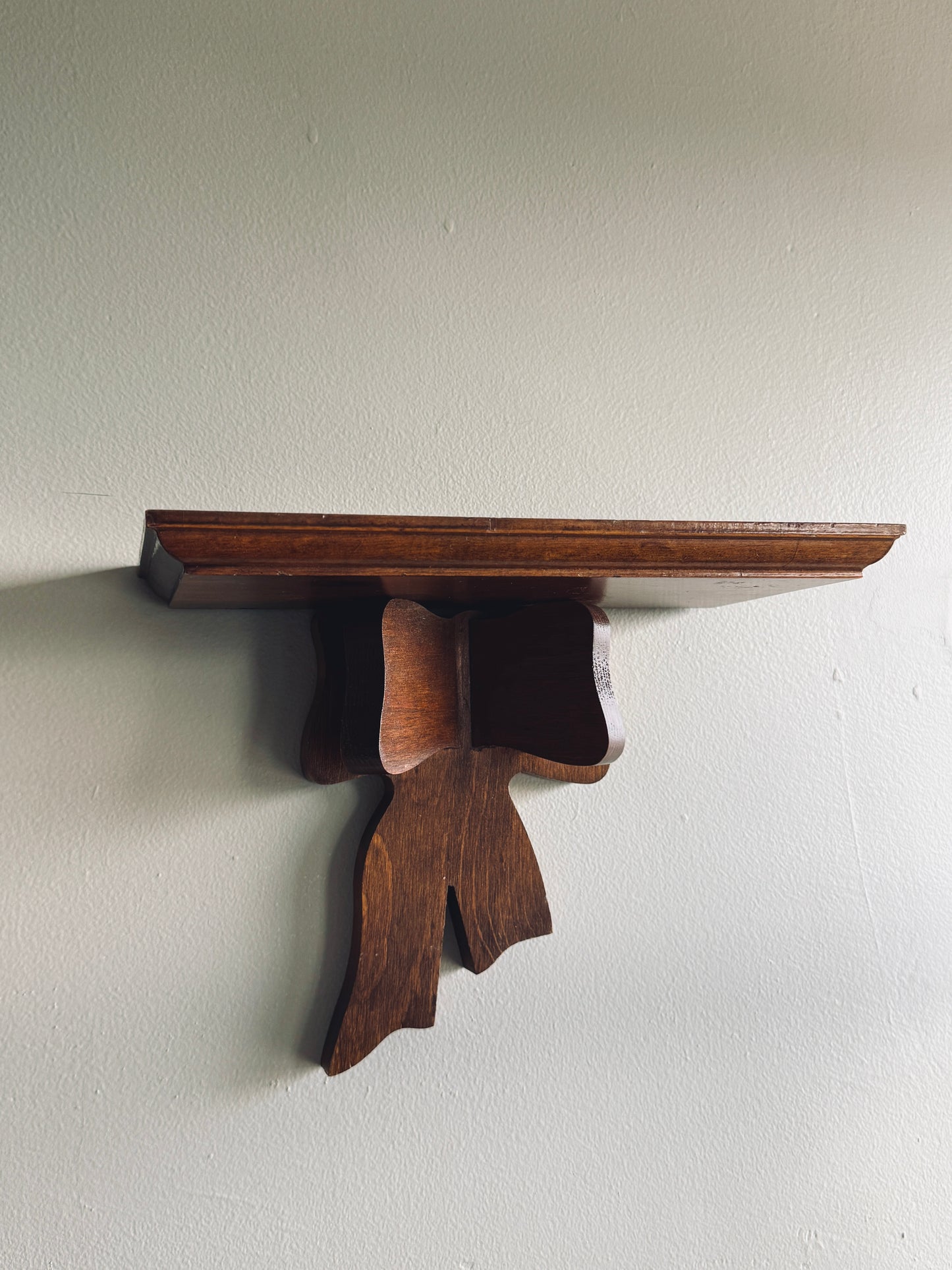 Wooden Bow Shelf