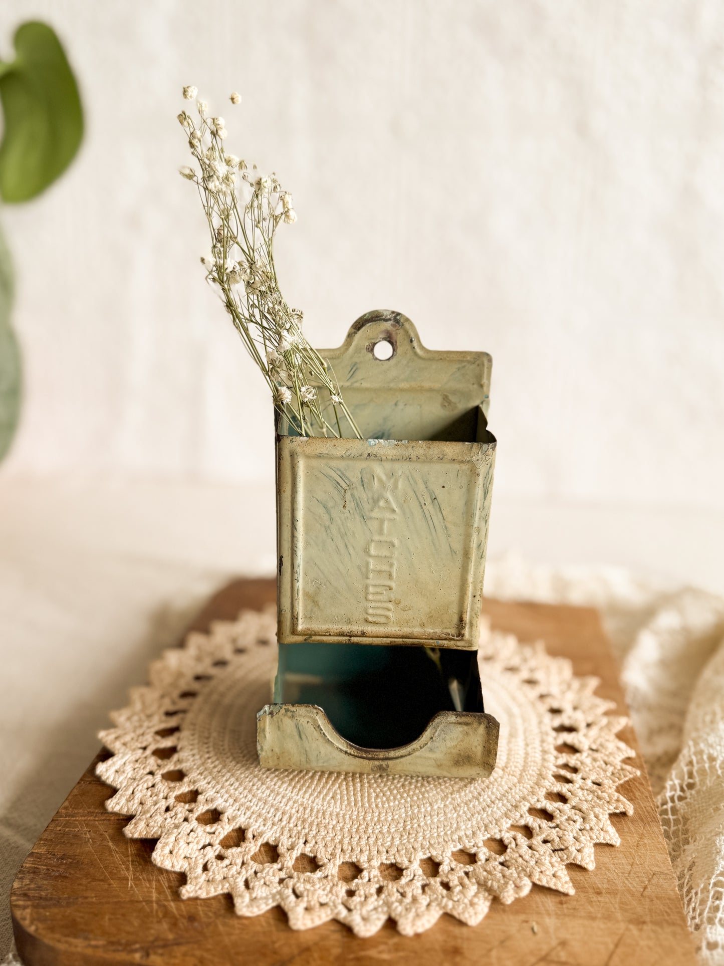 Chippy Green Match Holder