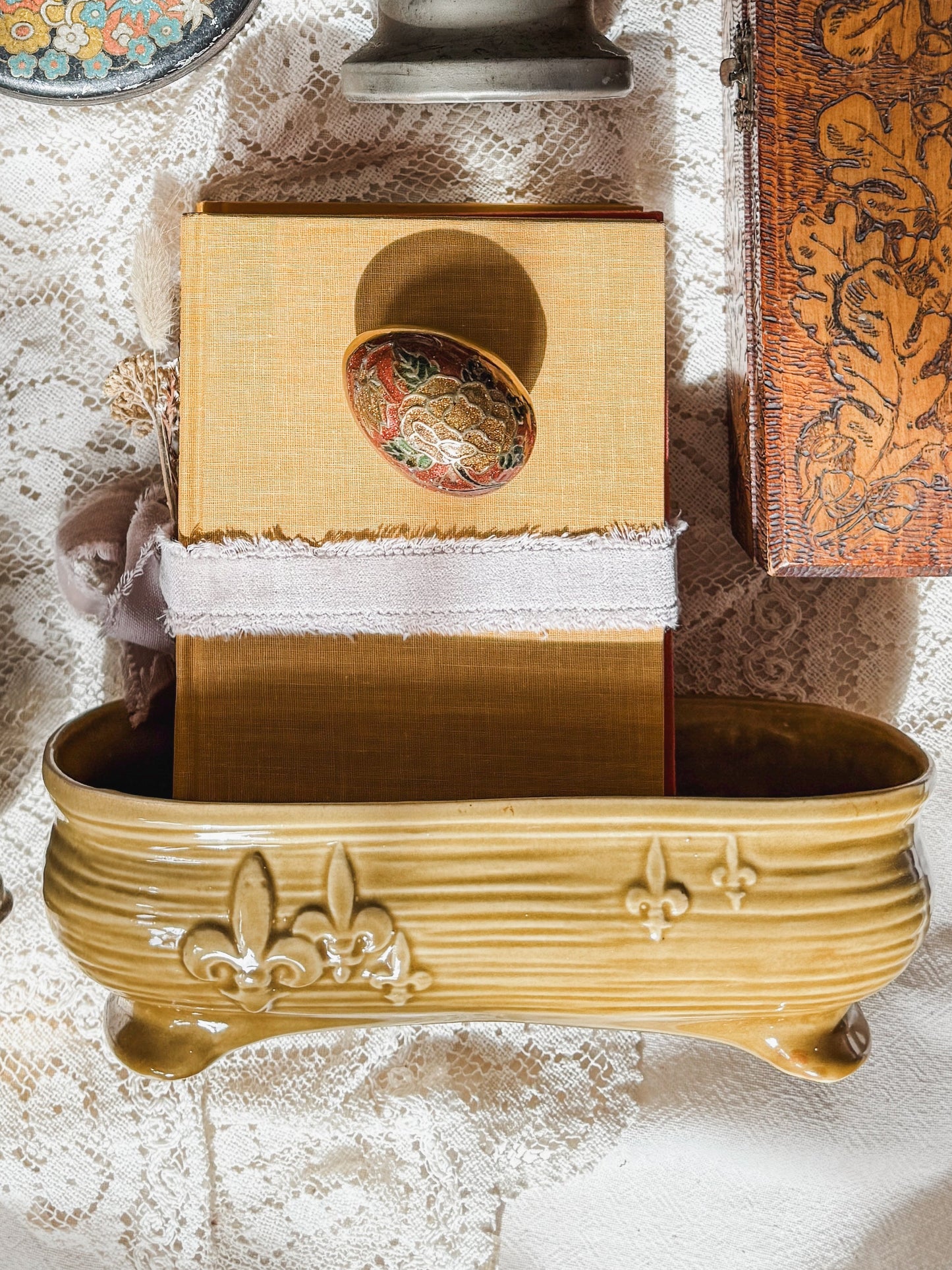 Mid Century Fleur De Lis Planter