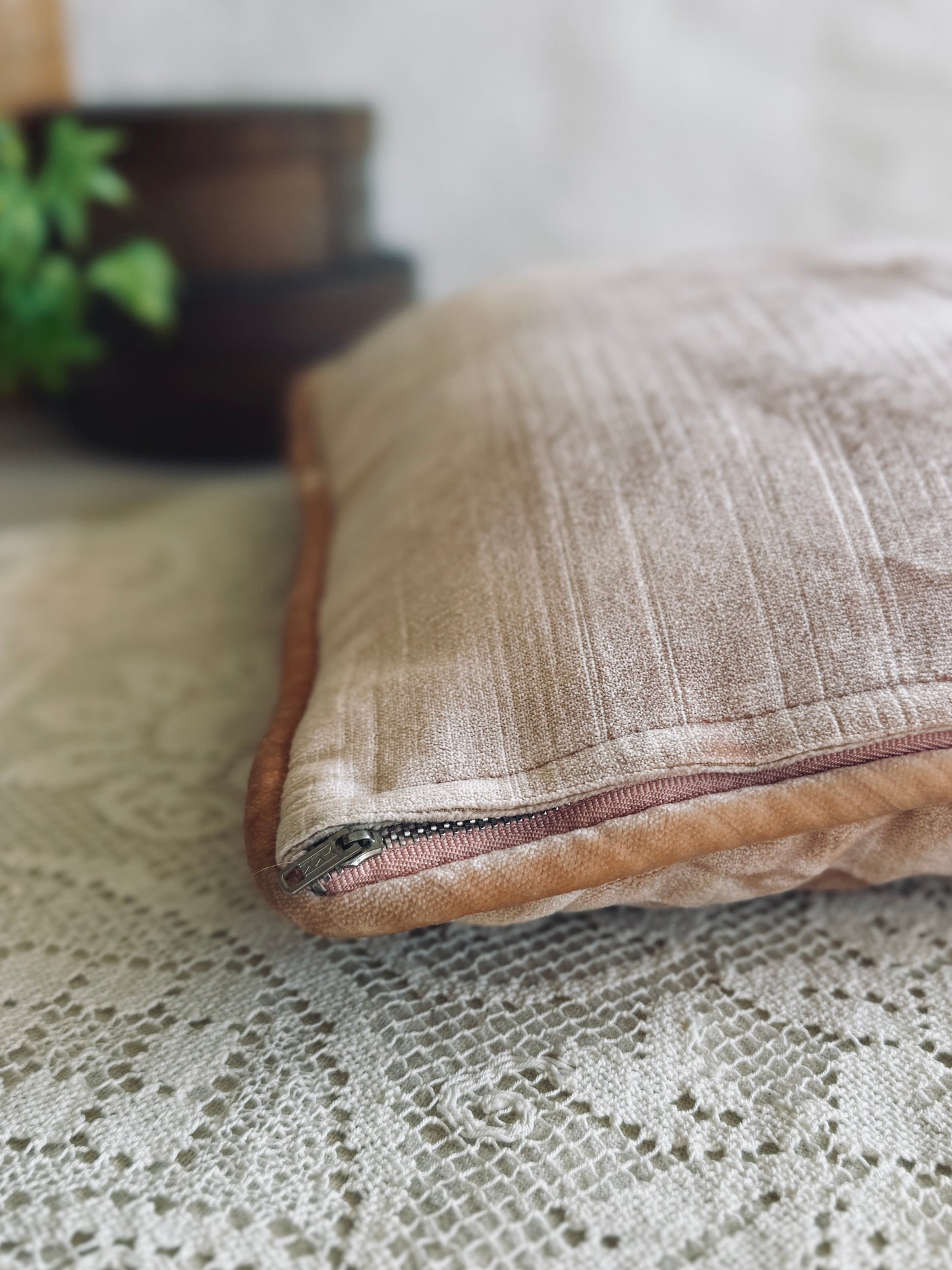 Square velvet pillow