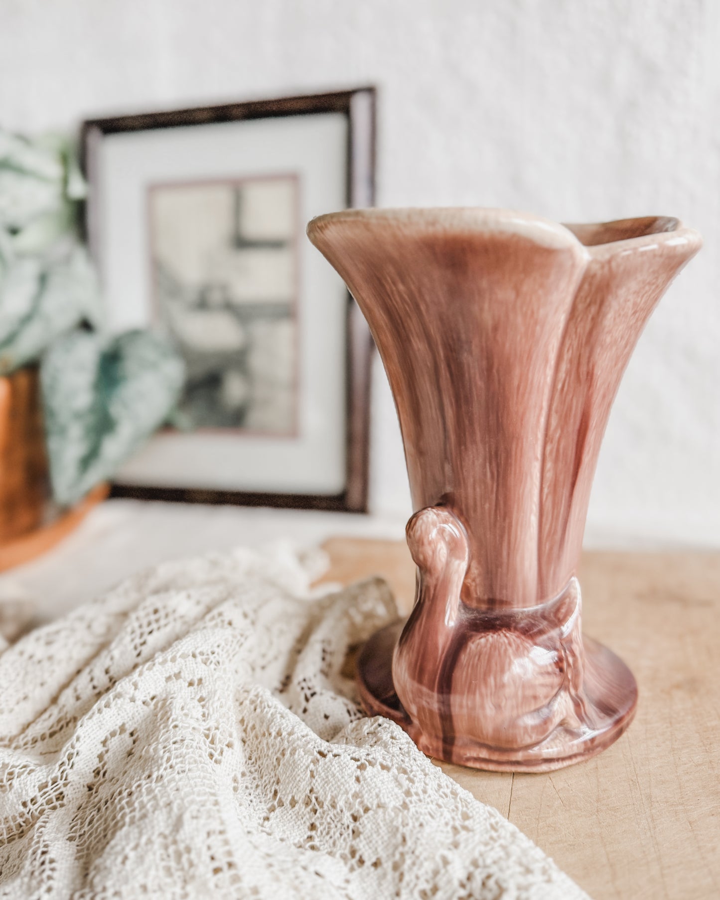 Gonder Double Swan Vase pottery vase in a beautiful dusty rose color