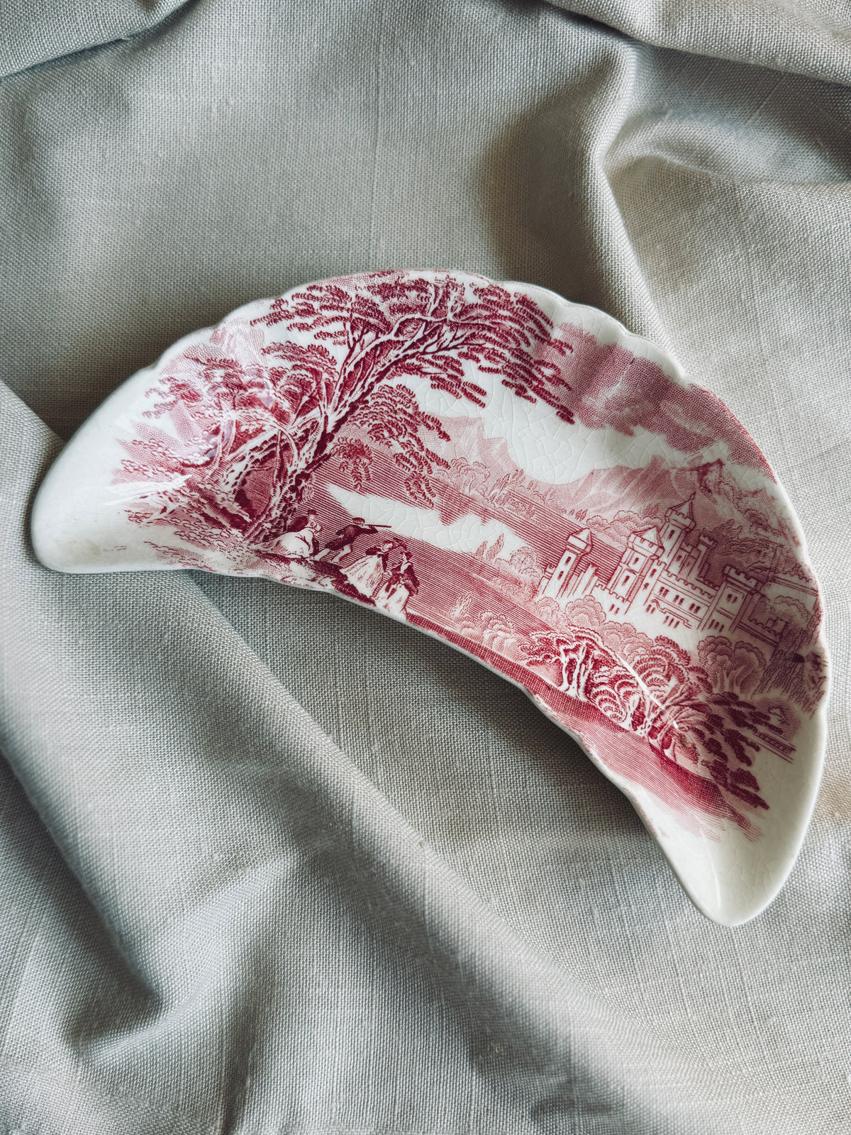 Vintage red and white Transferware bone dish