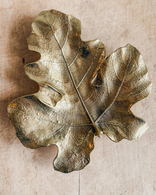 Large Brass Virgina Metalcrafters Fig Leaf Dish