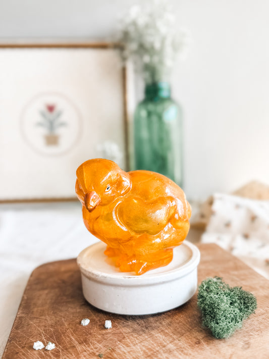 Resin Baby Chick Decoration