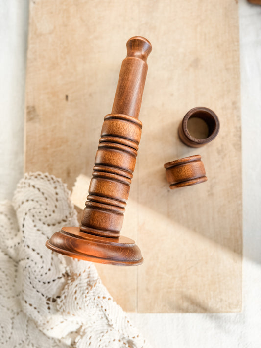 Vintage Dark wood napkin ring holder with 6 napkin rings