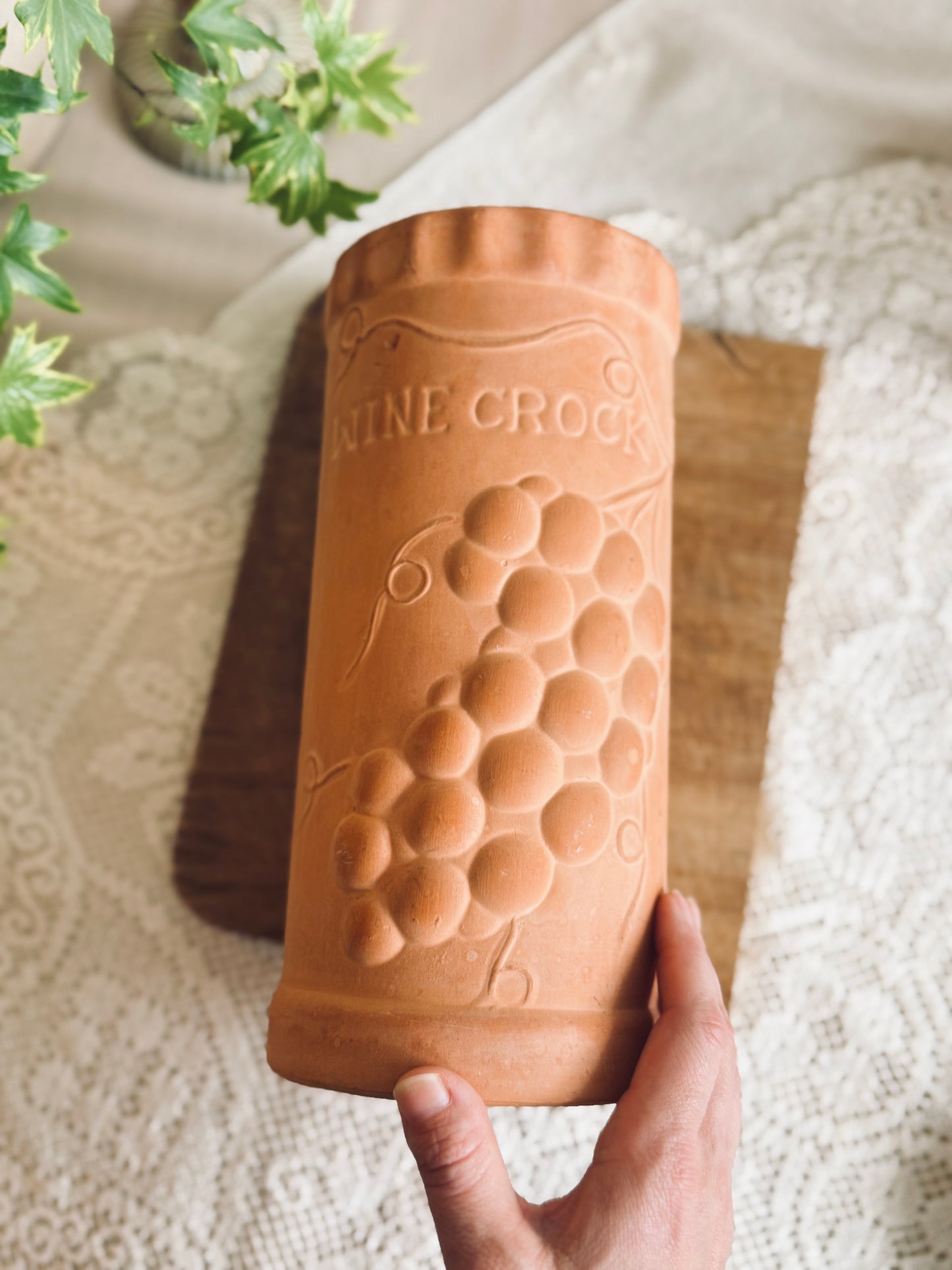 Terra cotta wine holder