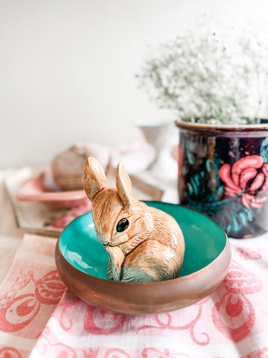 Hobby painted ceramic bunny | Shop Sustainable Antiques/Vintage Boutique | Spring Decor
