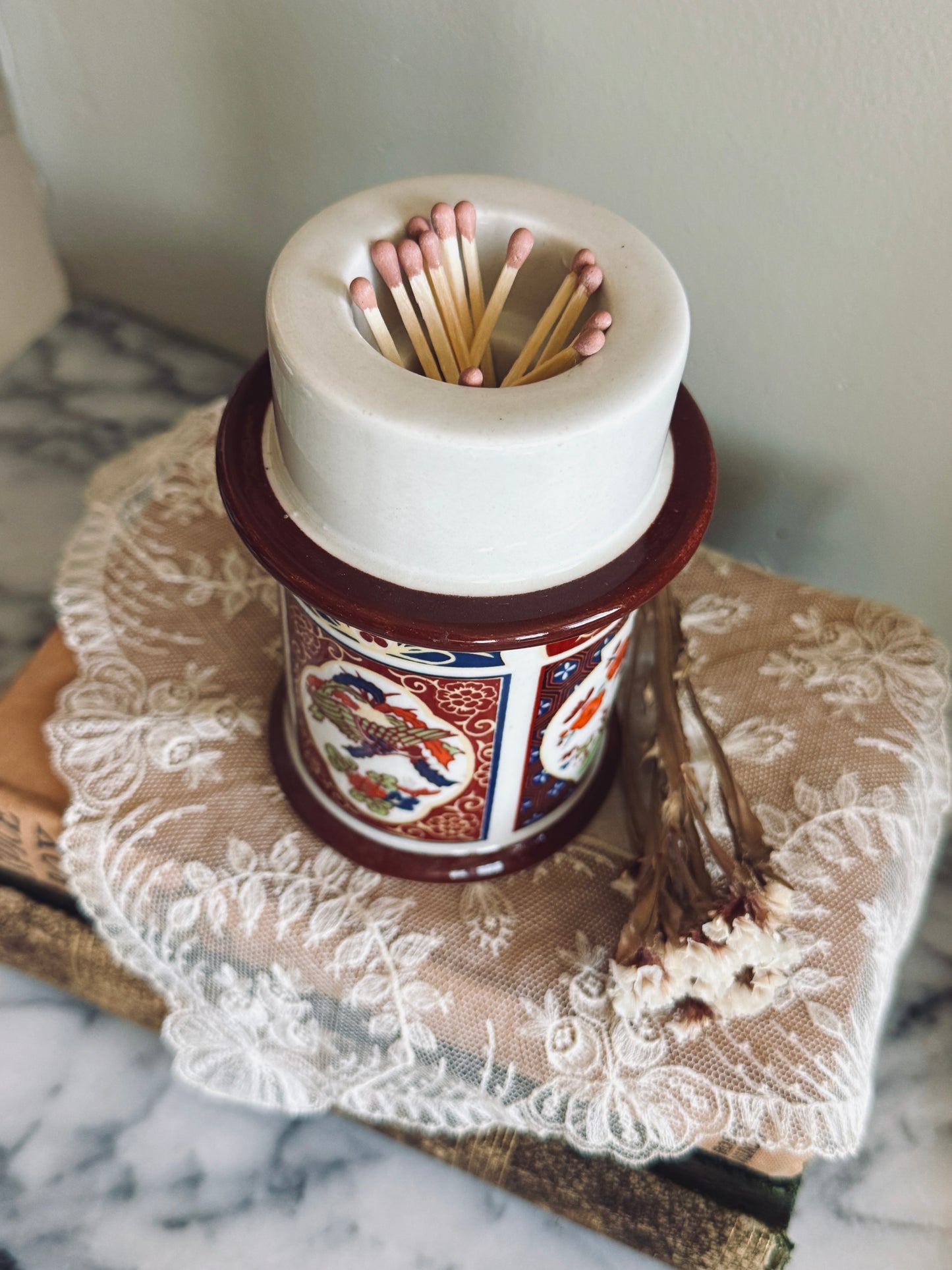 Japanese Imari-style candle holder