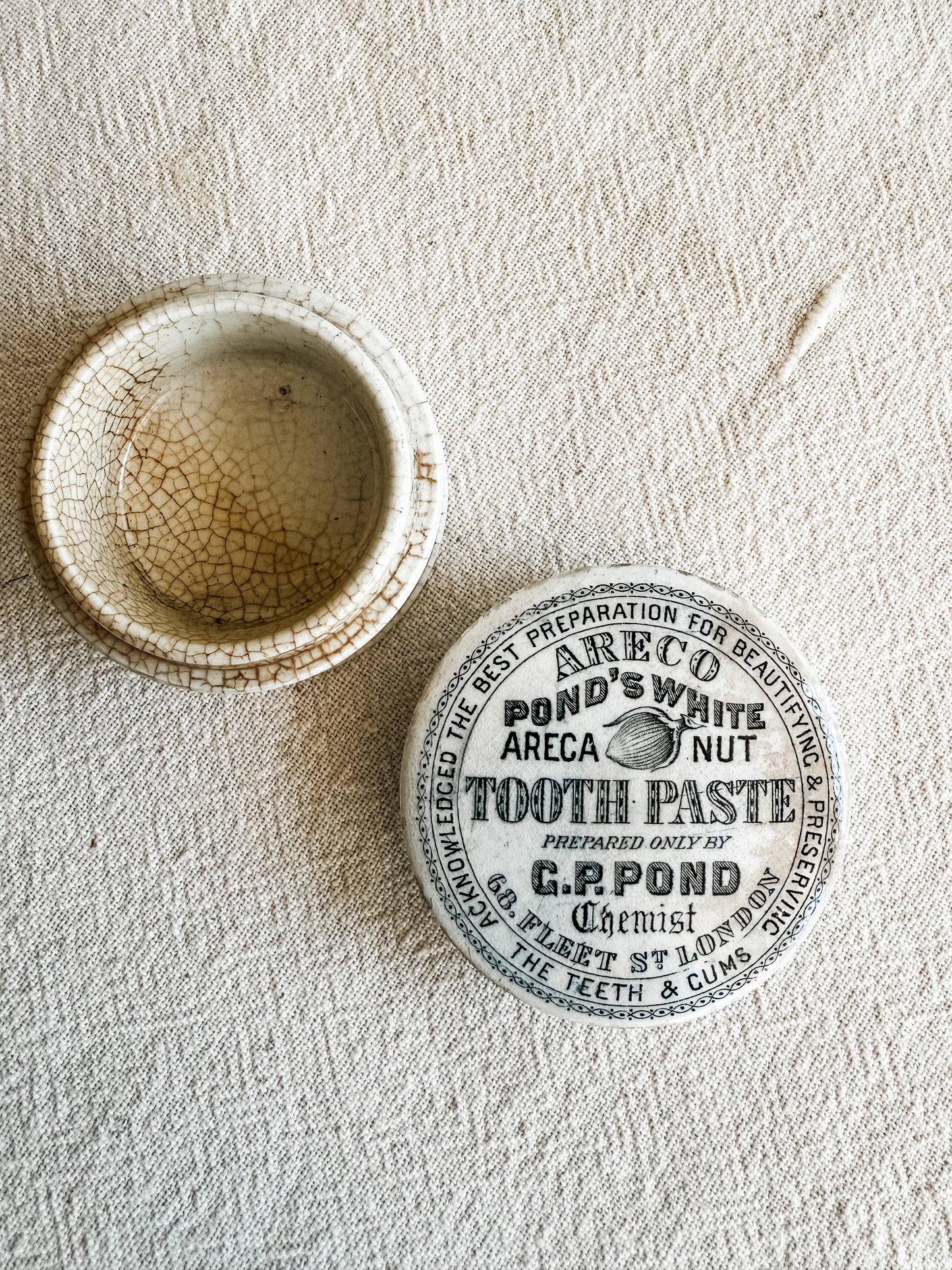 Rare Areco Victorian English Toothpaste Ironstone lid and pot