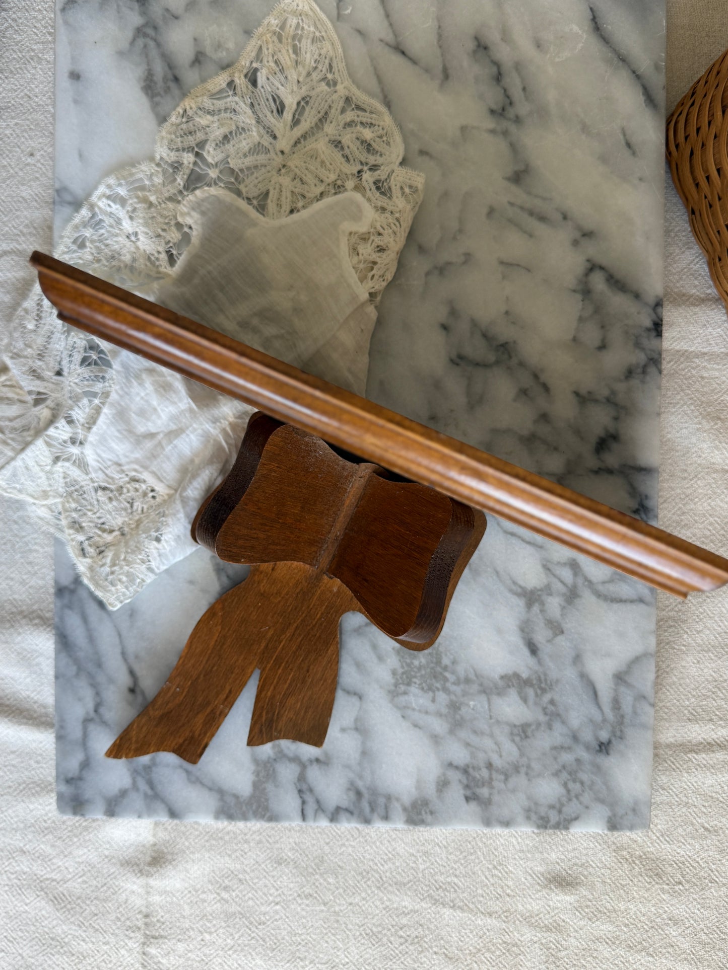 Wooden Bow Shelf