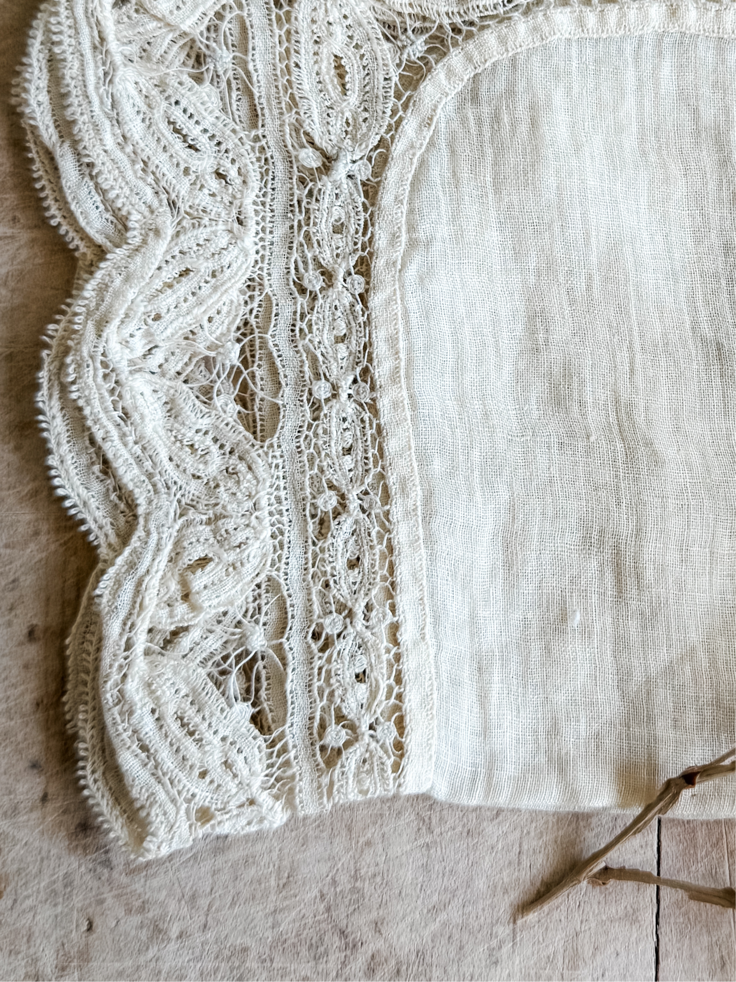 Vintage/Antique Lace and Linen Handkerchief