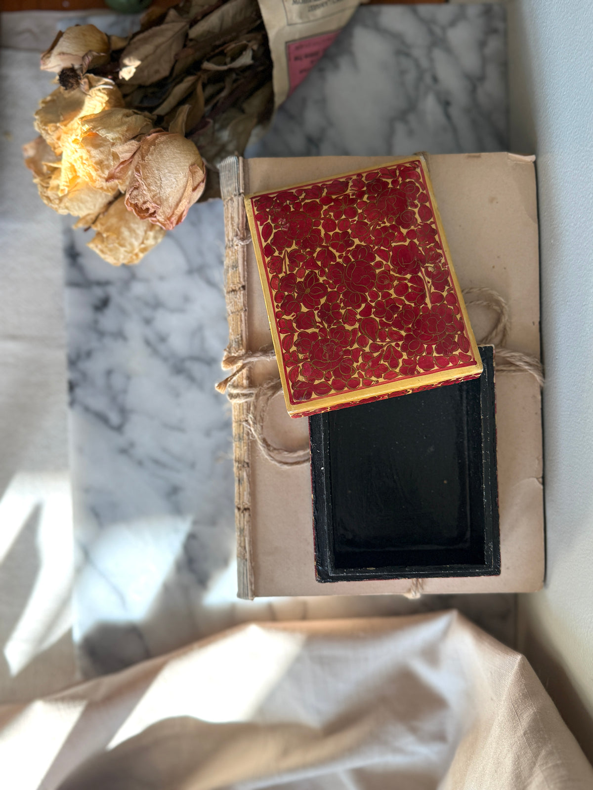 Red floral kashmir box