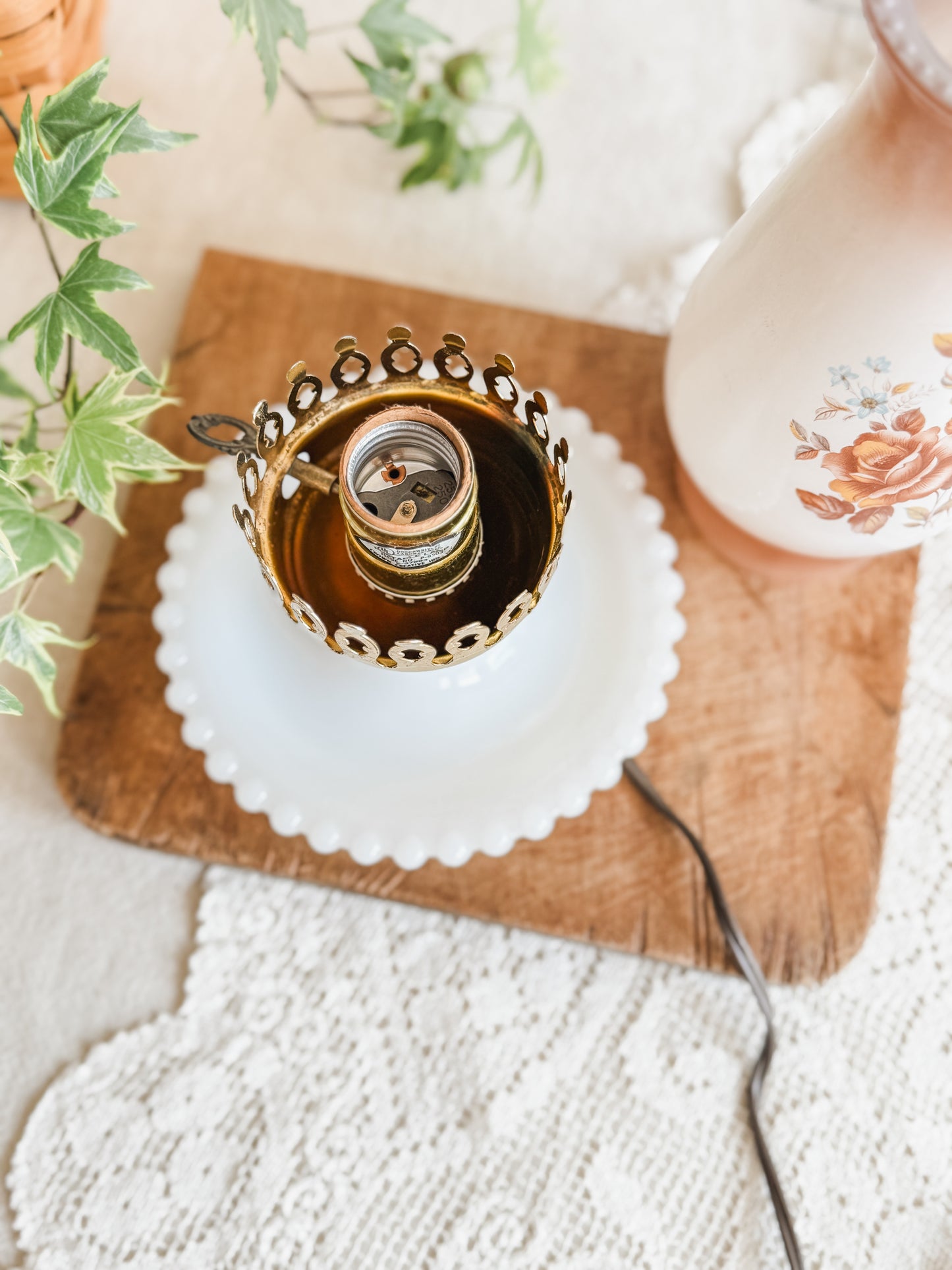 Vintage Milkglass Lamp