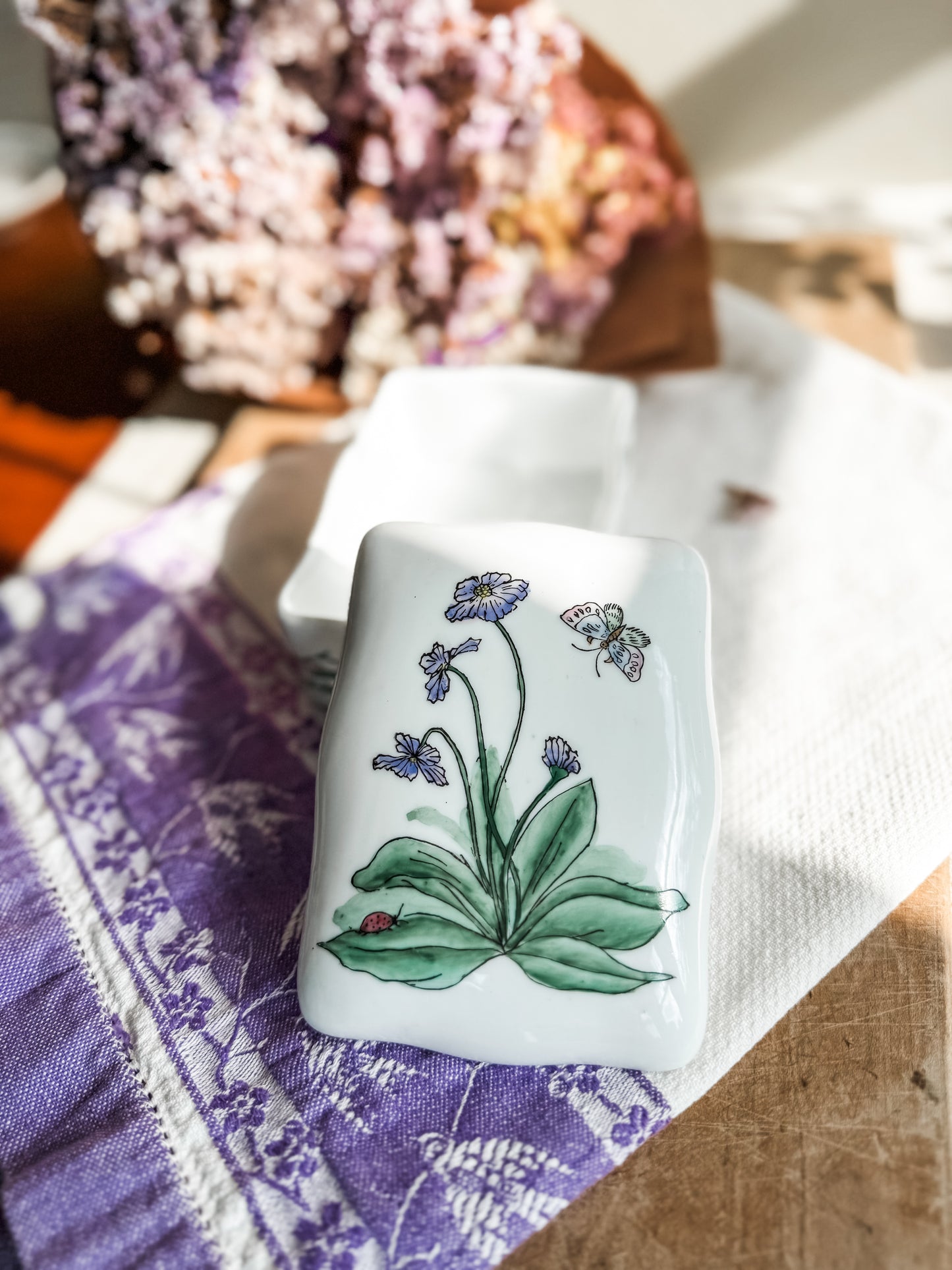 Porcelain Flower Trinket Box