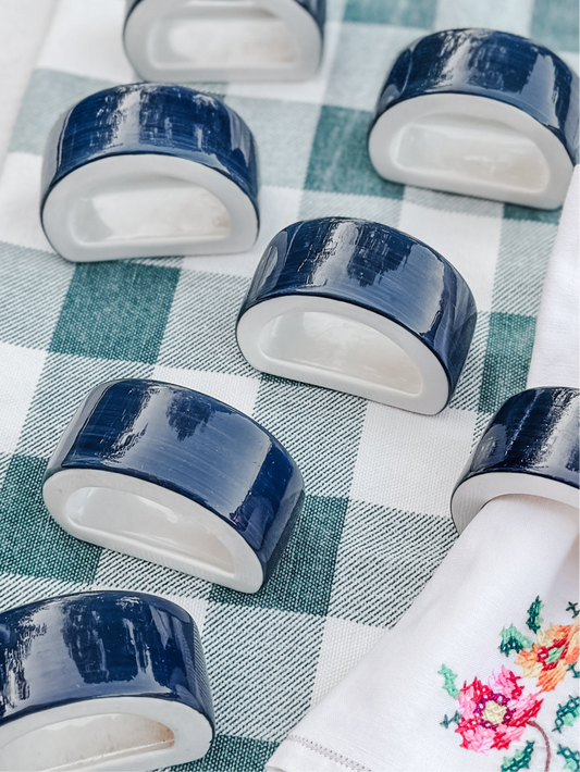 Set of 8 ceramic blue napkin rings