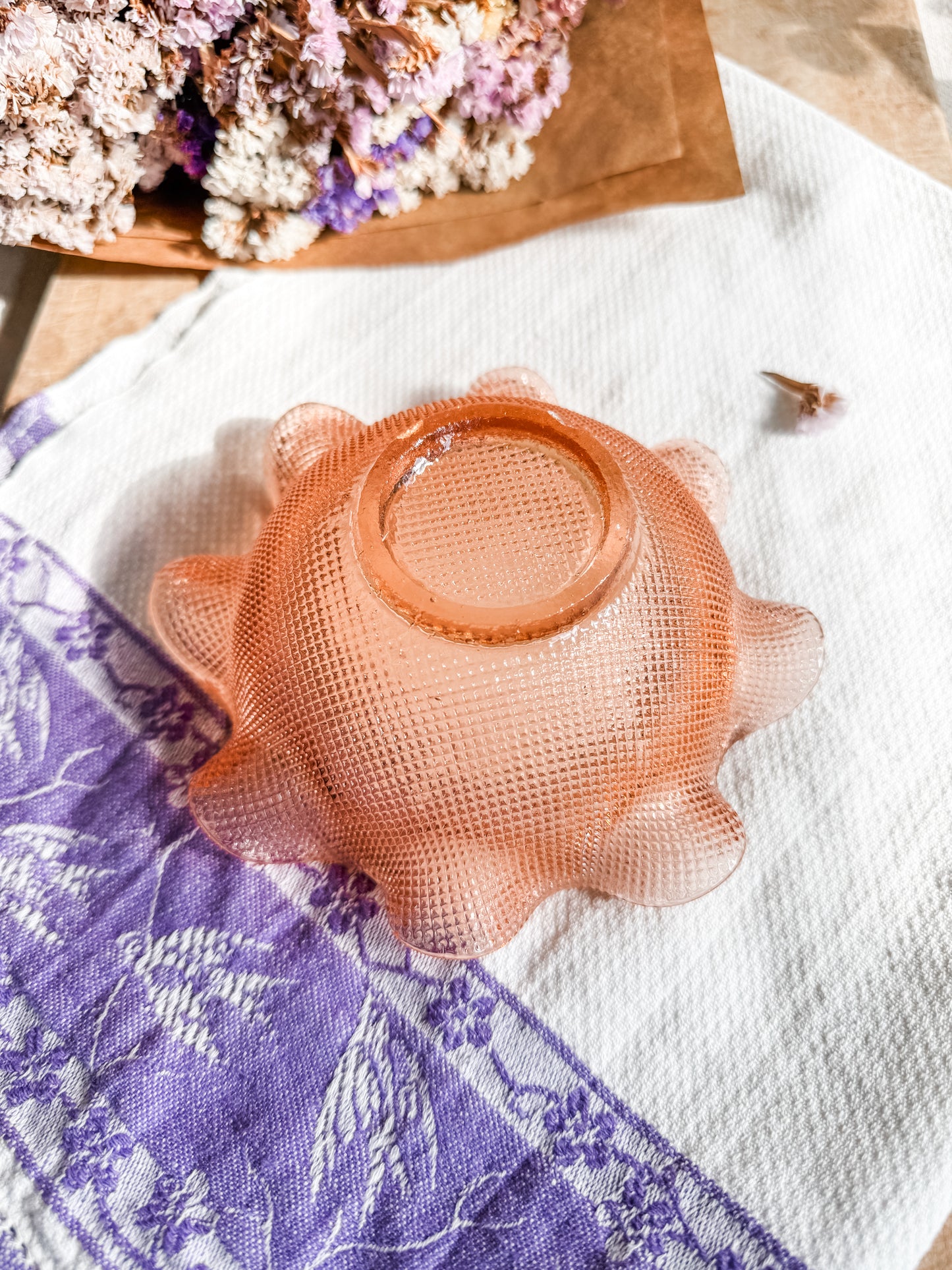 Peachy Pink Italian Colony Ruffled Glass Dessert Bowl