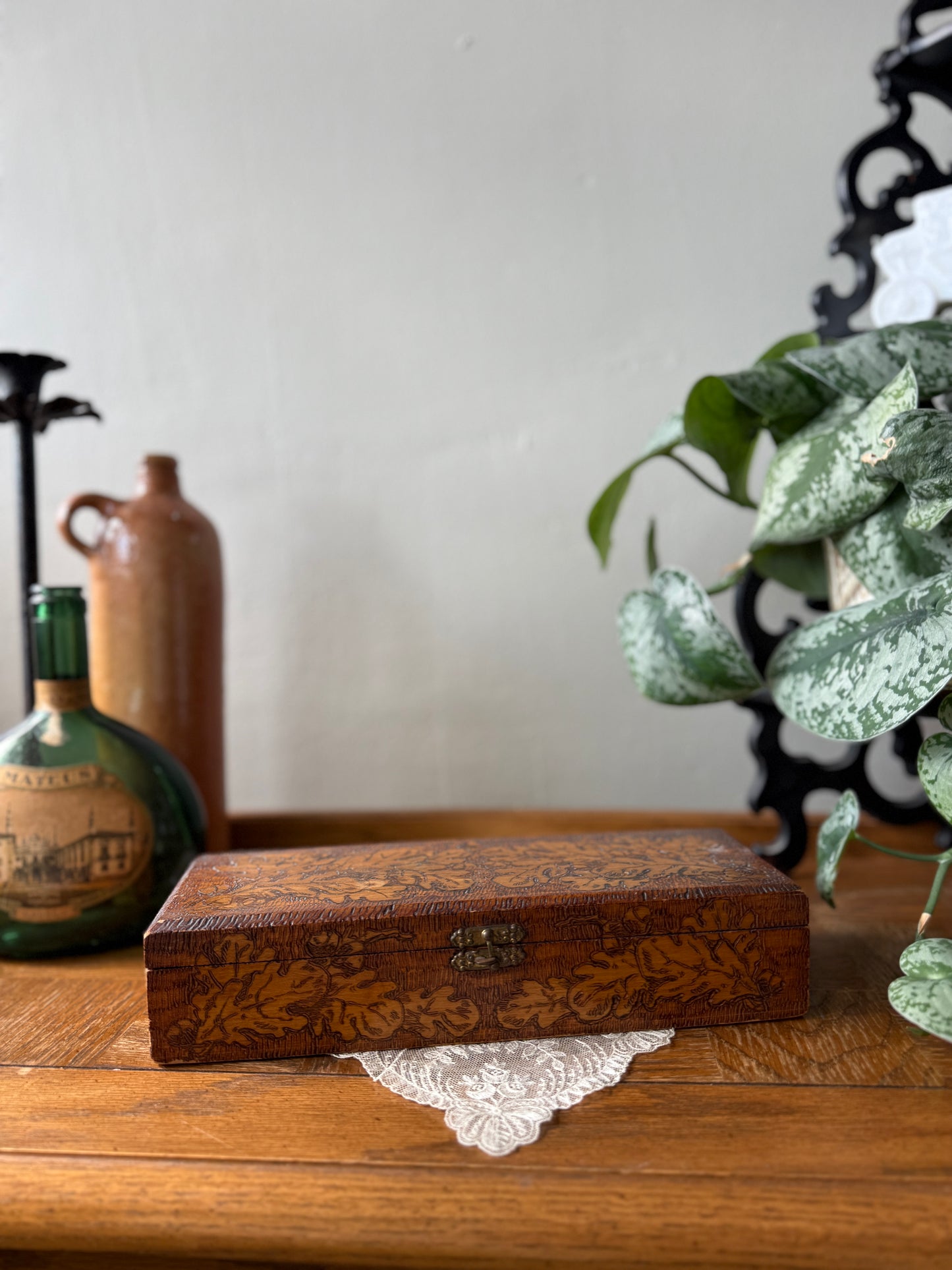 Oak Leaf Pyrography Box