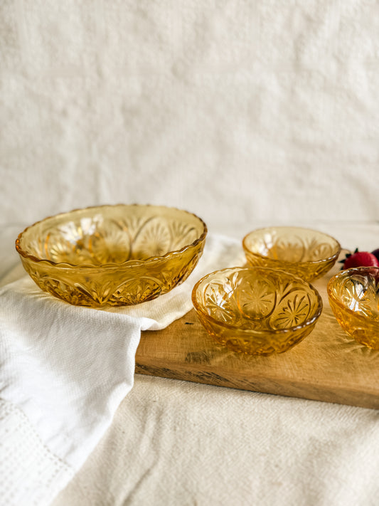 Anchor Hocking “Medallion” Serving Dish with three Bowls