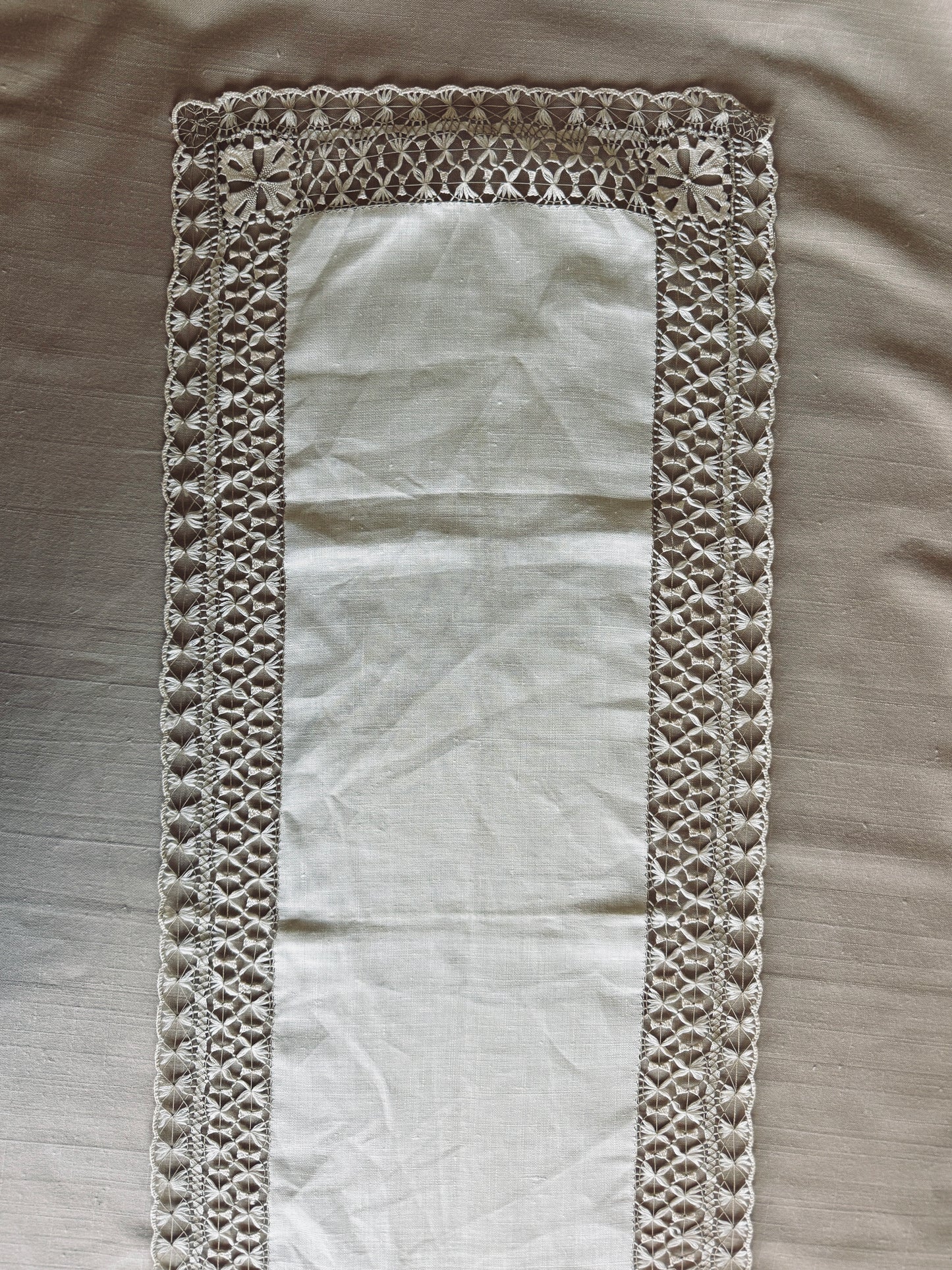 Ecru linen table runner