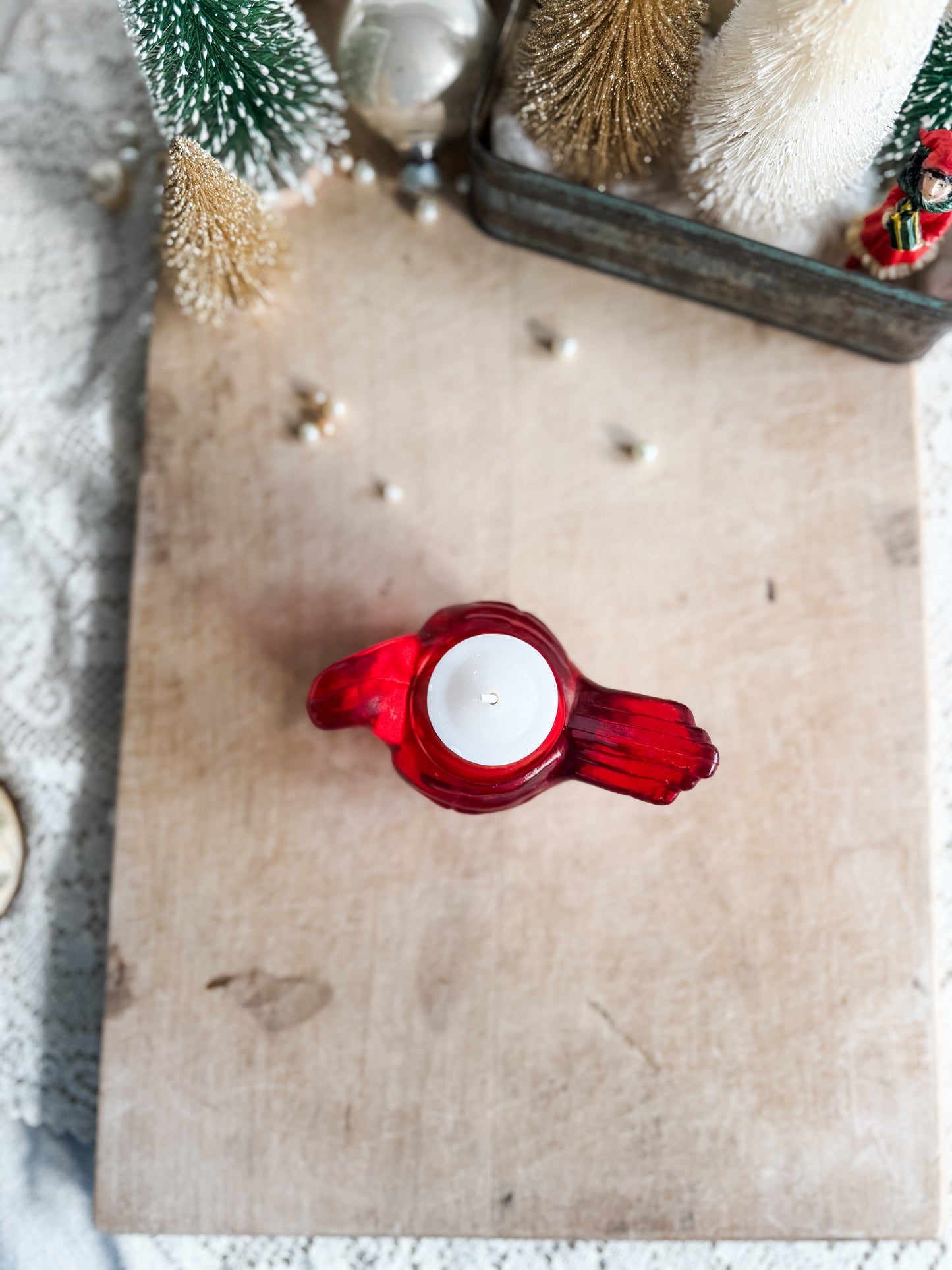 Redbird tealight holder