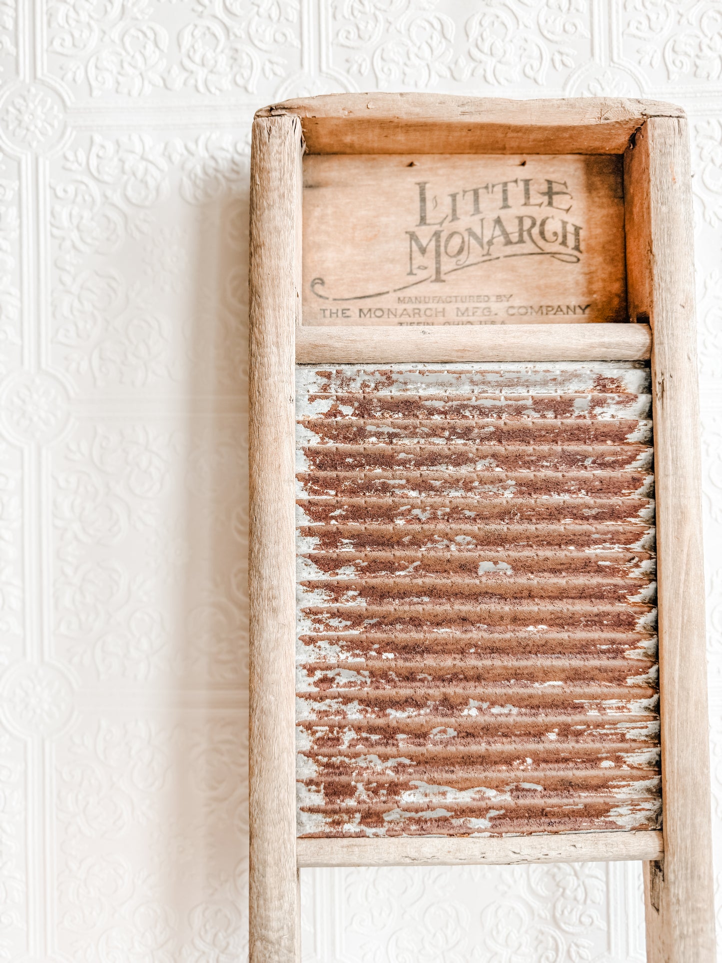 Vintage "Little Monarch" Washboard