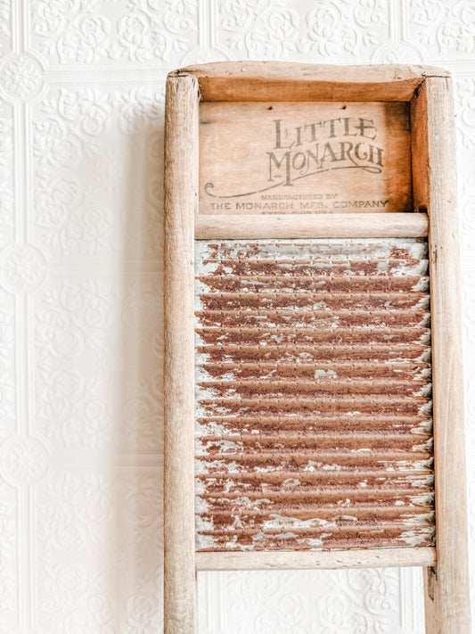 Vintage "Little Monarch" Washboard