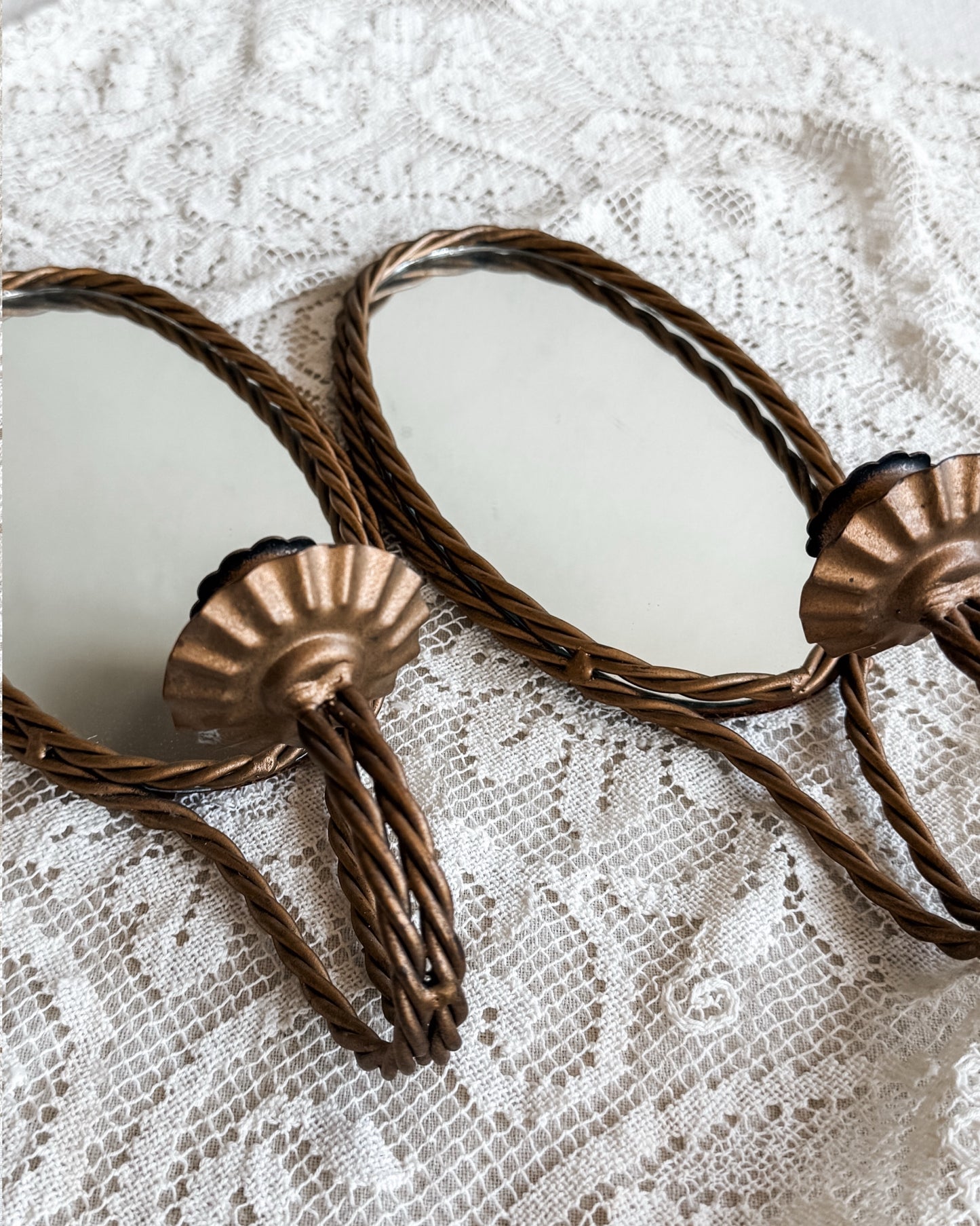 Vintage gold/brass like metal rope mirror wall sconces